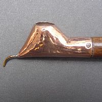 Fine spout canting - teak handle