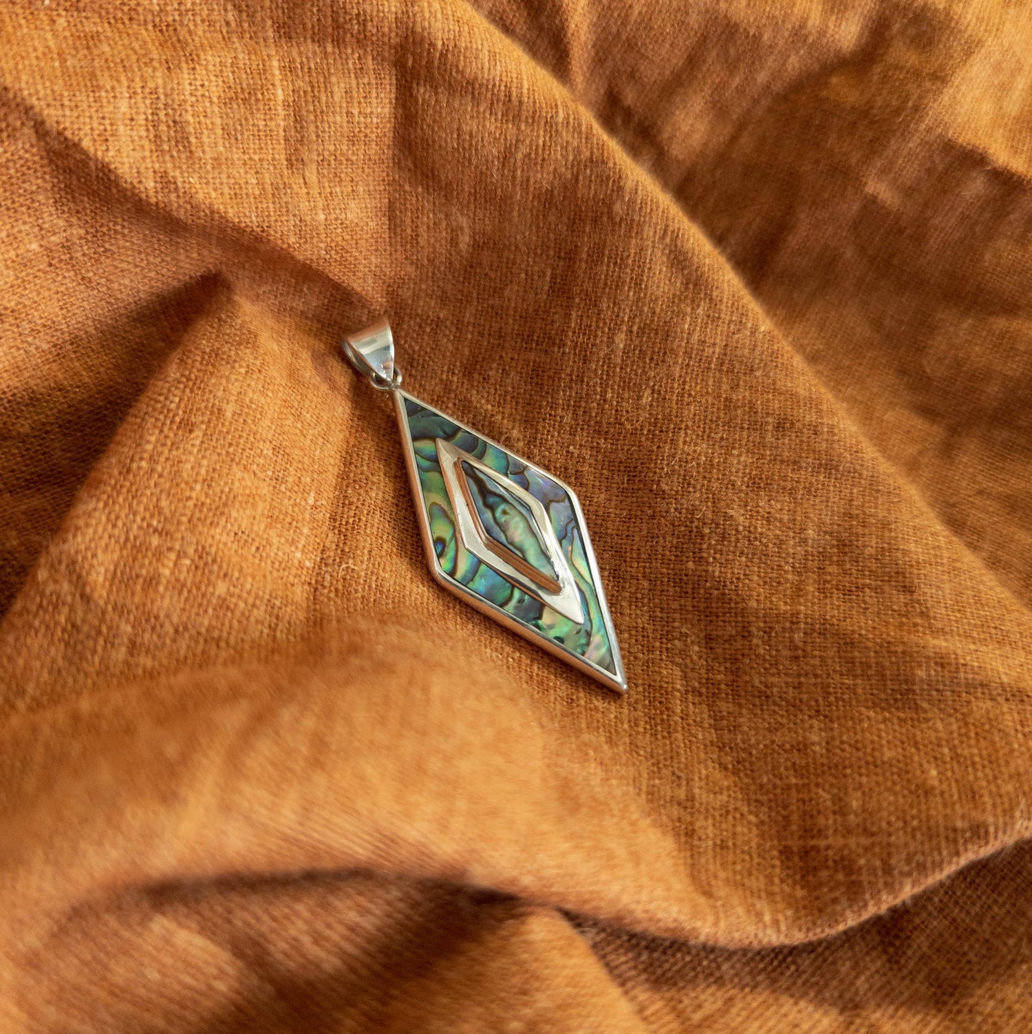 Pendants, Necklaces and Bracelets - Textile Traders