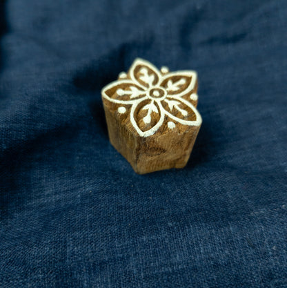 Small Flower Mandala Wooden Printing Block - Handcrafted Fabric Printing and Batik Tools