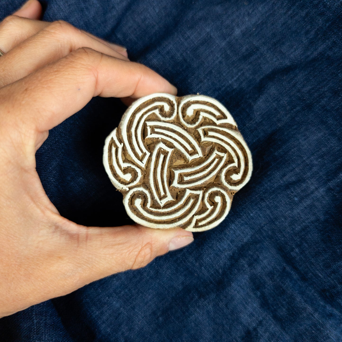 Celtic Knot Wooden Printing Block - Handcrafted Fabric Printing and Batik Tools