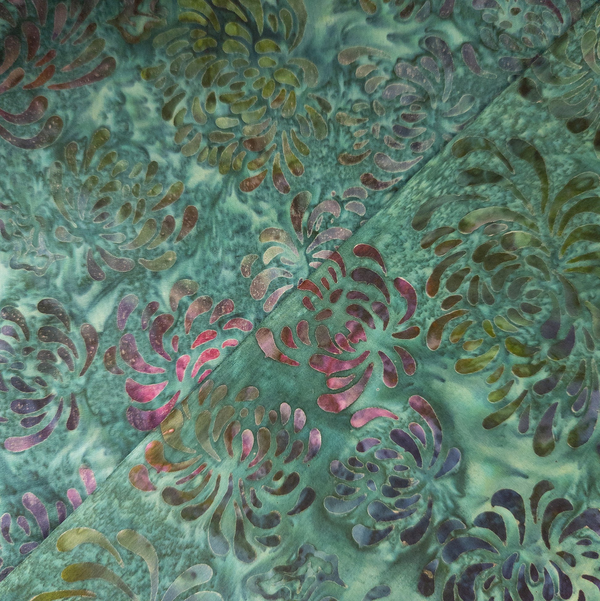 Flower print cotton batik fabric from Java