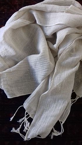 Photo of our Cotton and linen mix scarf