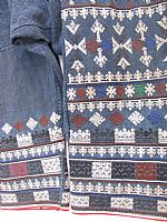 Photo 2 of our Yao embroidered trousers