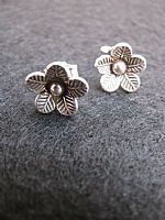 Photo 5 of our Silver flower studs