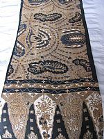 Photo 4 of our Vintage Javanese Batik small scarf